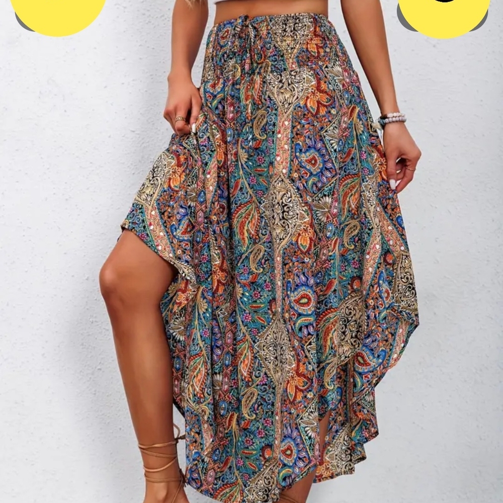 Vibrant Paisley Midi Skirt